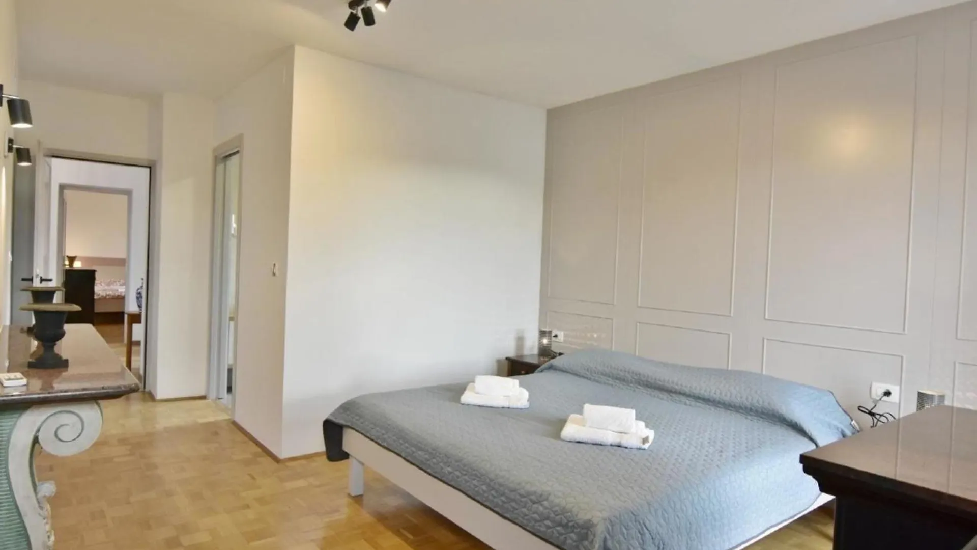 Wohnung In Valica Mit Grossem Garten 乌马格